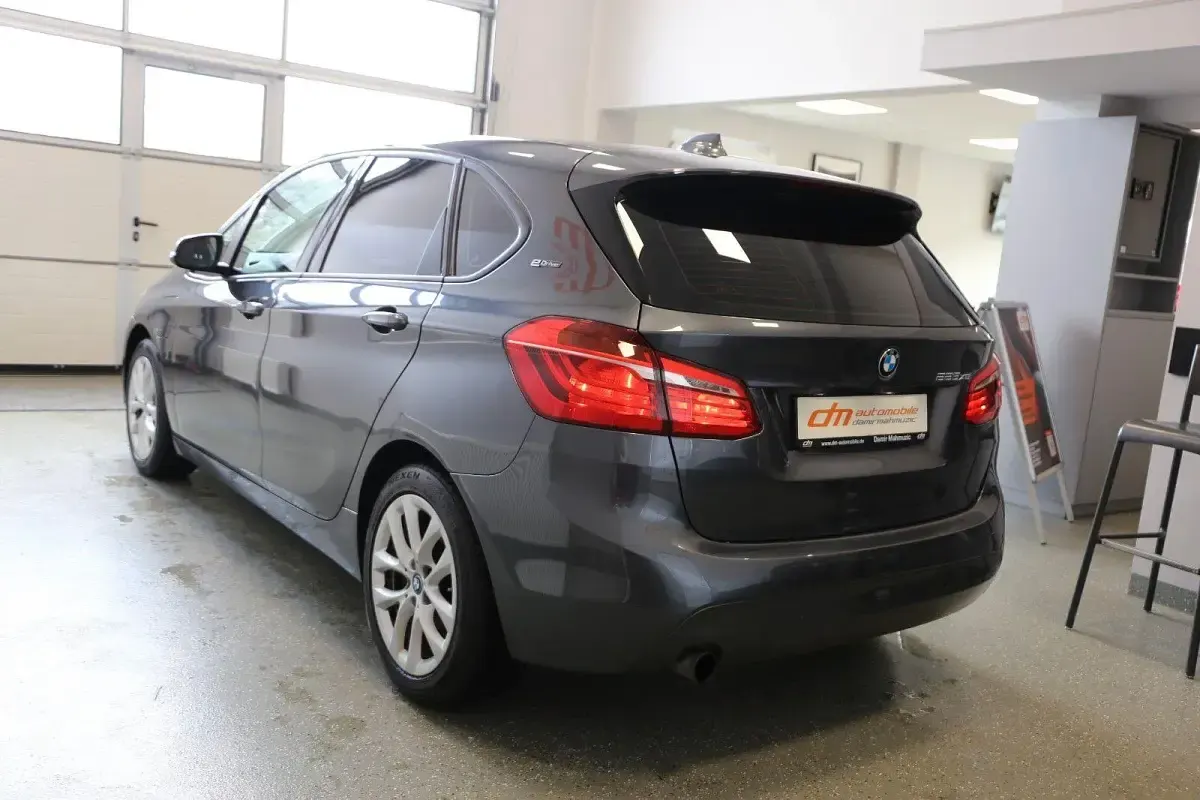 Używany BMW 225 Advantage 136 KM (100 kW) 2017 Szary Kombi