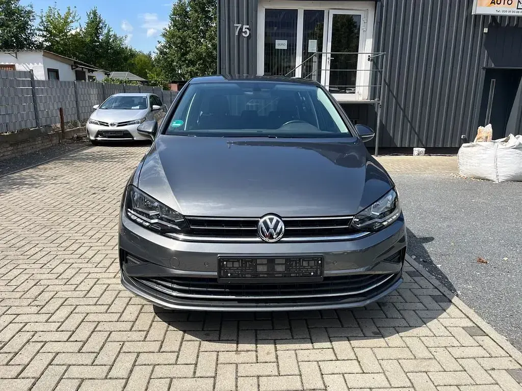 Usata VW Golf 116 CV (85 kW) 2020 Grigio Monovolume