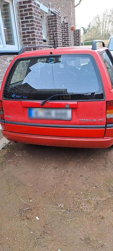 Gebraucht Opel Astra 100 PS (73 kW) 1997 Rot Kombi