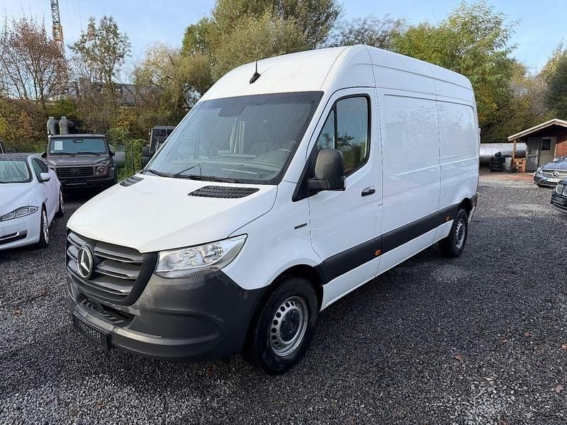 Weiß Gebraucht 2025 Mercedes E-Sprinter Van | 19.990 € (Superpreis) - Bild 1/4