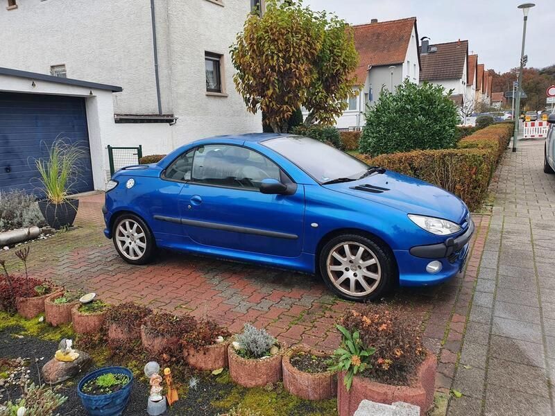 Blau Gebraucht 2001 Peugeot 206 CC Cabrio | 550 € - Bild 1/4