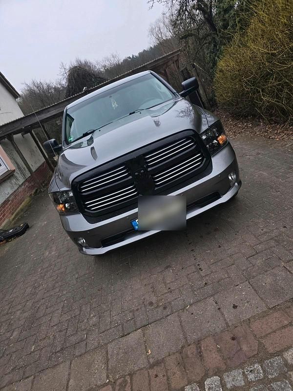 Gebraucht Dodge Ram 309 PS (227 kW) 2015 Silber Pickup