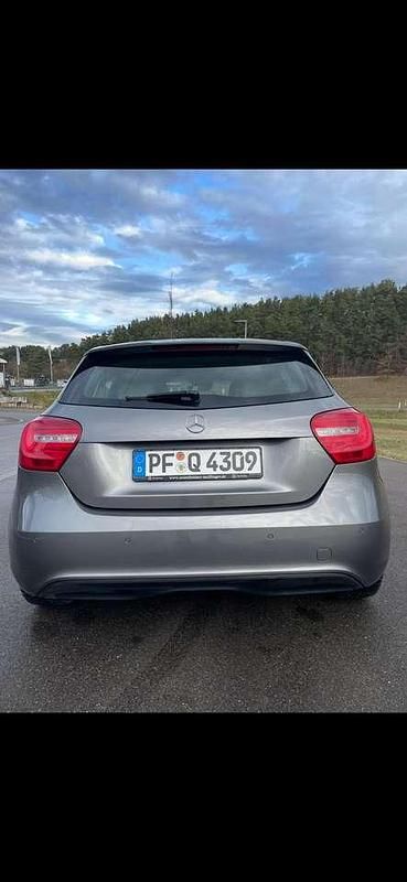 Gebraucht Mercedes 180 Edition 122 PS (89 kW) 2014 Limousine