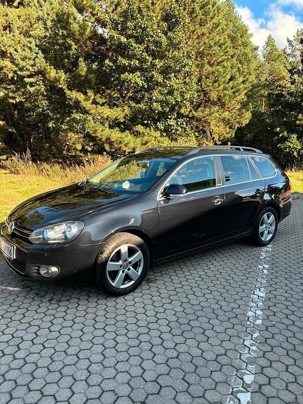 Schwarz Gebraucht 2012 VW Golf VI Trendline Kombi | 2.800 € (Superpreis) - Bild 1/4