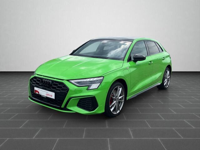 Individuallackierungen audi exclusive Gebraucht 2022 Audi A3 e-tron Ambiente Kleinwagen | 37.900 € - Bild 1/4