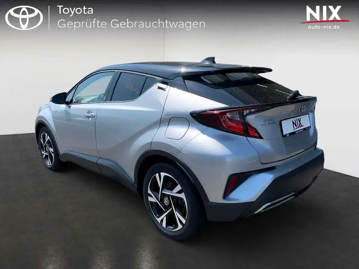 Gebraucht Toyota C-HR Team 184 PS (135 kW) 2023 Silber SUV