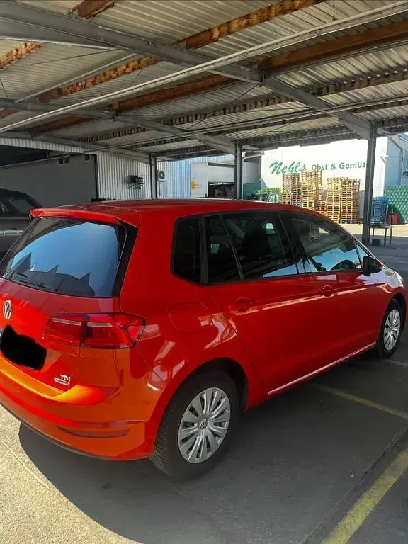 Gebraucht VW Golf Sportsvan LOUNGE 110 PS (80 kW) 2015 Orange Van / Kleinbus