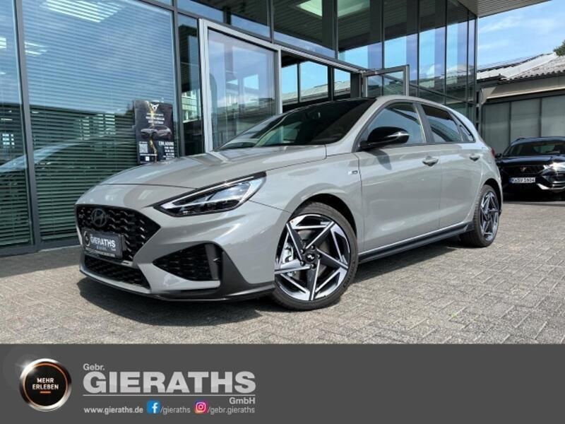 Grau Gebraucht 2024 Hyundai i30 N Line Kleinwagen | 28.590 € (Teuer) - Bild 1/3