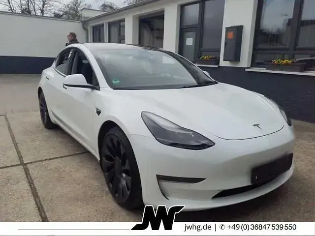 Occasion Tesla Model 3 Performance 377 kW (513 ch) 2022 Berline