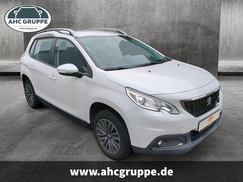 Gebraucht Peugeot 2008 Active 110 PS (80 kW) 2017 Weiss SUV