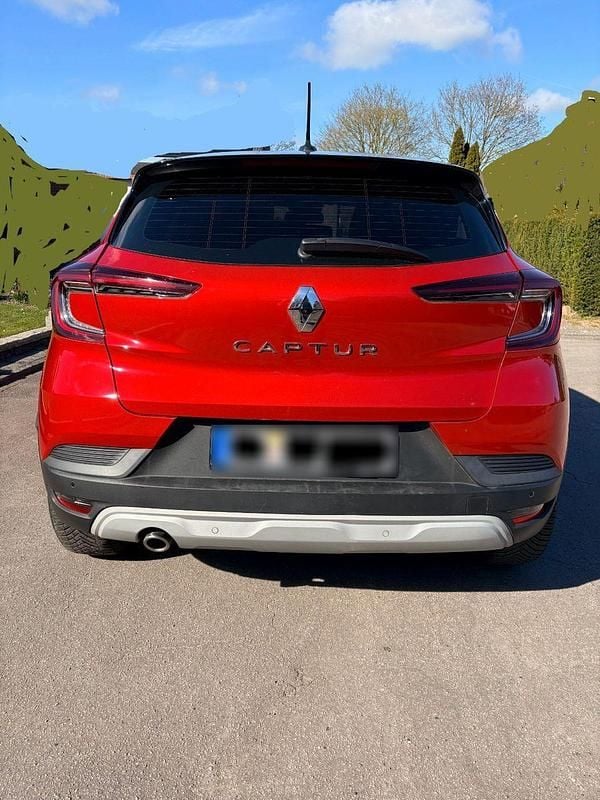 Gebraucht Renault Captur Zen 140 PS (102 kW) 2021 Rot SUV