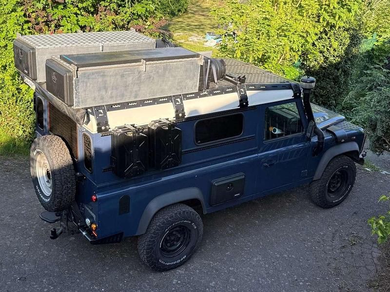 Gebraucht Land Rover Defender 122 PS (89 kW) 2009 Blau Van