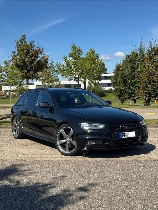 Schwarz Gebraucht 2014 Audi A4 S-Line Kombi | 13.990 € (Fairer Preis) - Bild 1/4