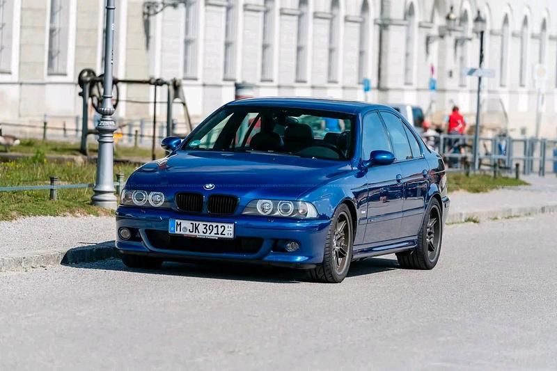 Blau Gebraucht 2000 BMW M5 Performance Limousine | 42.000 € - Bild 1/4