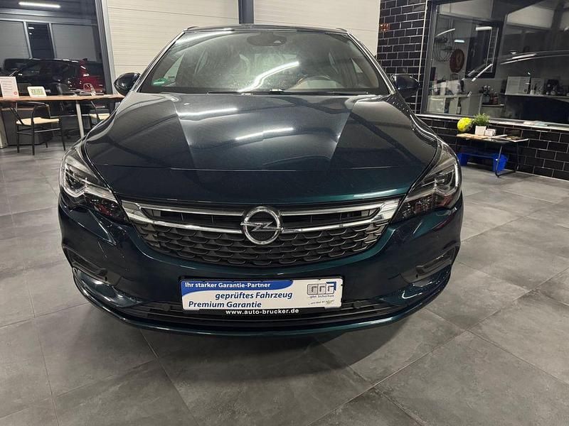 Gebraucht Opel Astra Dynamic 200 PS (147 kW) 2017 Grün Limousine