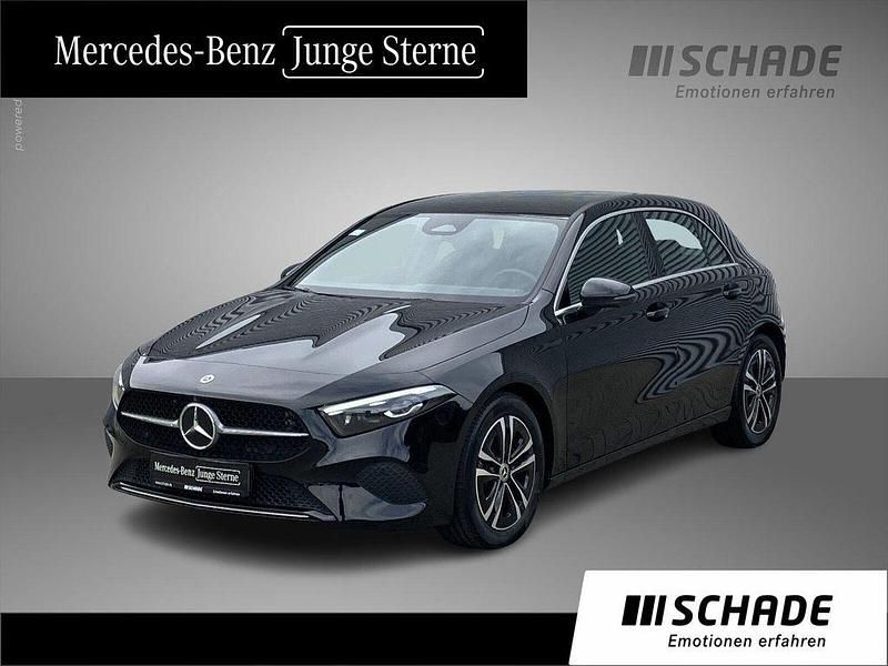 Schwarz Gebraucht 2024 Mercedes A200 Progressive Limousine | 32.350 € (Etwas zu teuer) - Bild 1/4