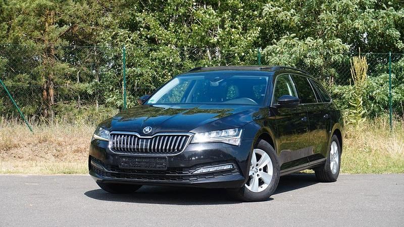Gebraucht Skoda Superb Ambition 150 PS (110 kW) 2021 Schwarz Limousine