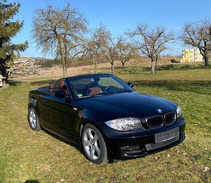 Gebraucht BMW 118 Cabriolet Performance 143 PS (105 kW) 2010 Schwarz Cabrio