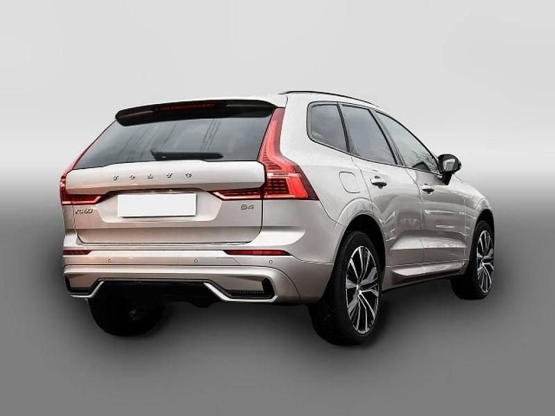Gebraucht Volvo XC60 Plus 197 PS (144 kW) 2023 Grau SUV