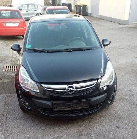 Gebraucht Opel Corsa 87 PS (63 kW) 2012 Schwarz Kleinwagen