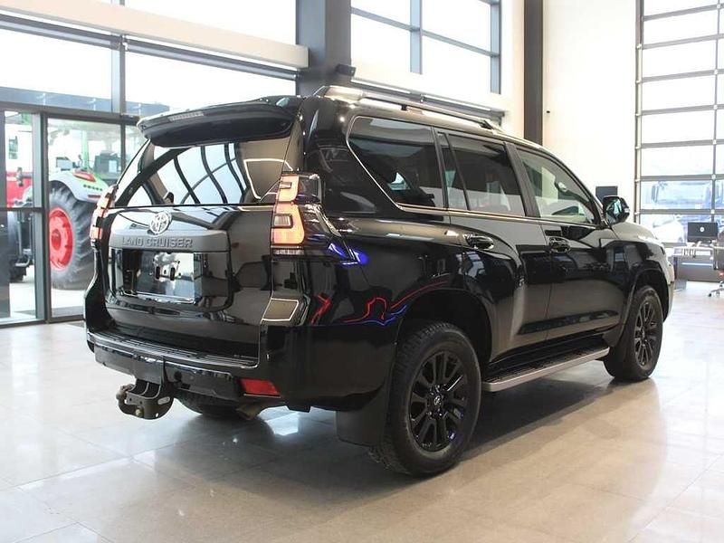 Gebraucht Toyota Land Cruiser Edition 204 PS (150 kW) 2023 Schwarz SUV