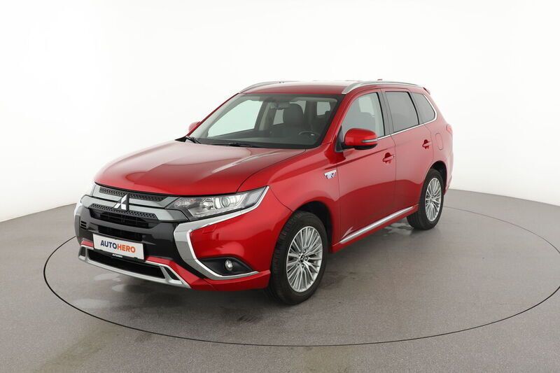 Rot Gebraucht 2019 Mitsubishi Outlander SUV | 21.230 € (Fairer Preis) - Bild 1/4