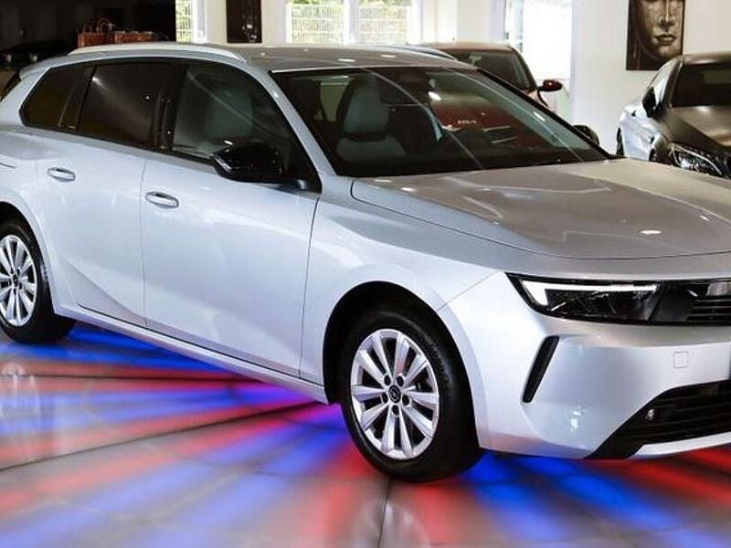 Gebraucht Opel Astra Elegance 131 PS (96 kW) 2024 Silber Kombi