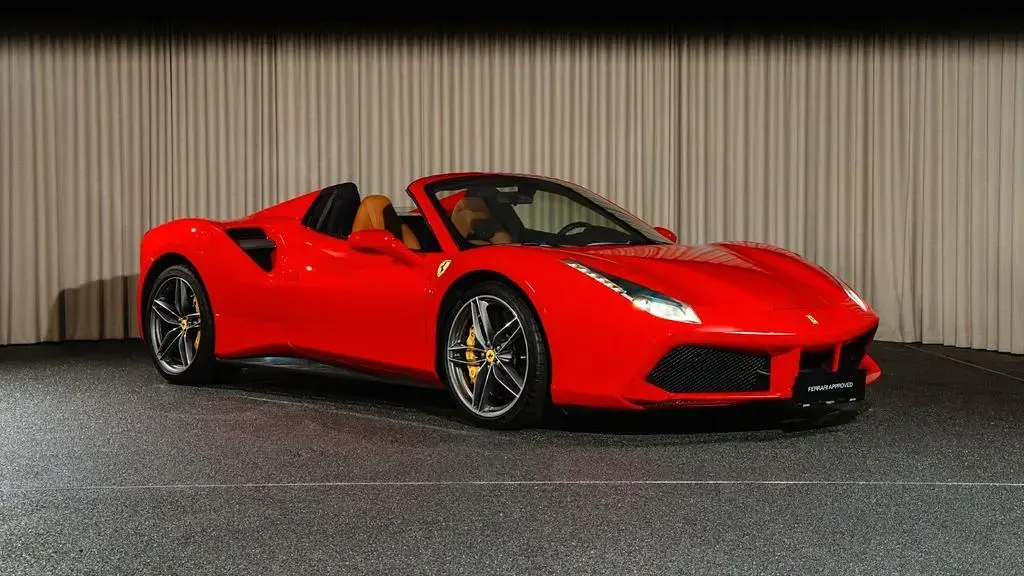 Gebraucht Ferrari 488 2019 Rot Cabrio