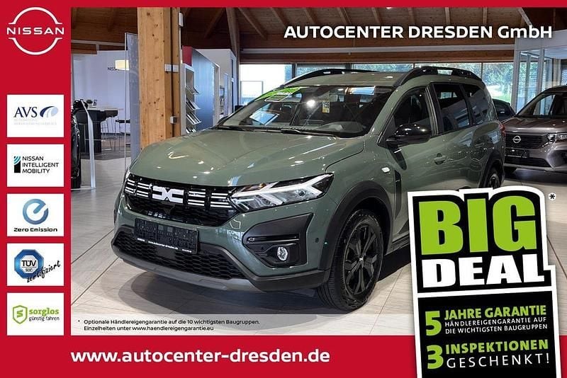 Grün Gebraucht 2023 Dacia Jogger Extreme Van / Kleinbus | 19.990 € (Fairer Preis) - Bild 1/4