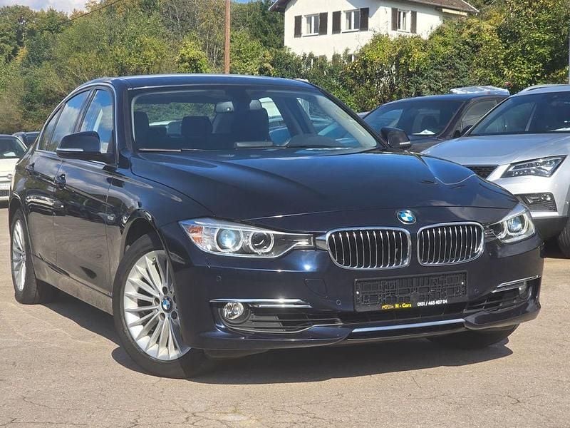 Gebraucht BMW 320 Luxury Line 184 PS (135 kW) 2015 Blau Limousine