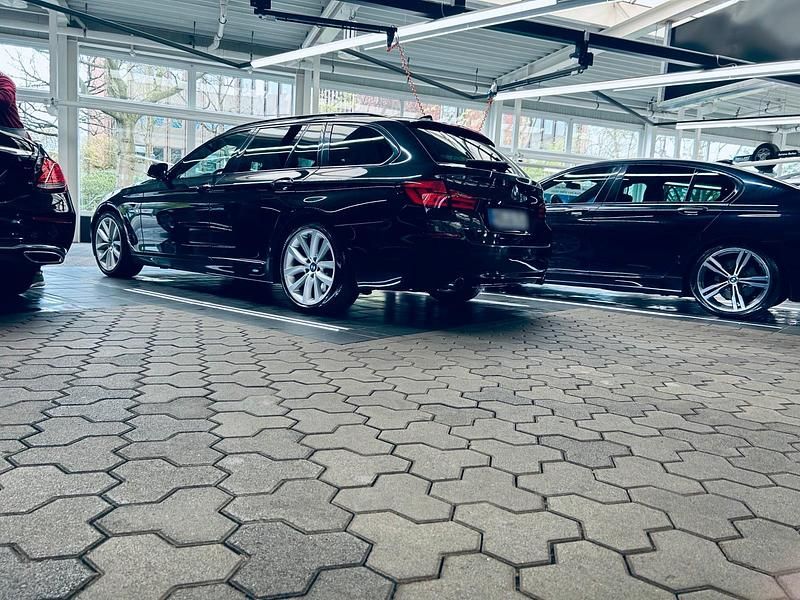 Gebraucht BMW 535 299 PS (219 kW) 2011 Schwarz Kombi