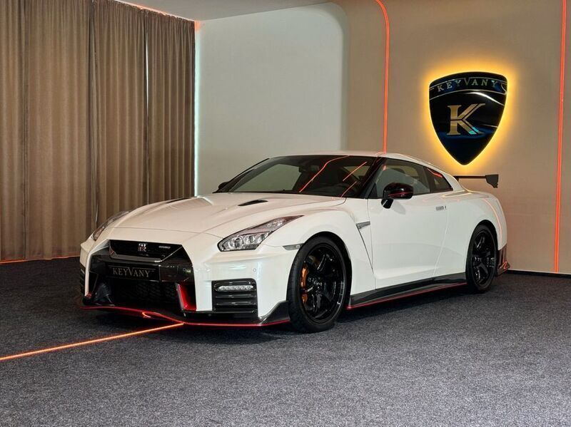 Weiß Gebraucht 2018 Nissan GT-R Nismo Coupé | 194.999 € (Etwas zu teuer) - Bild 1/4