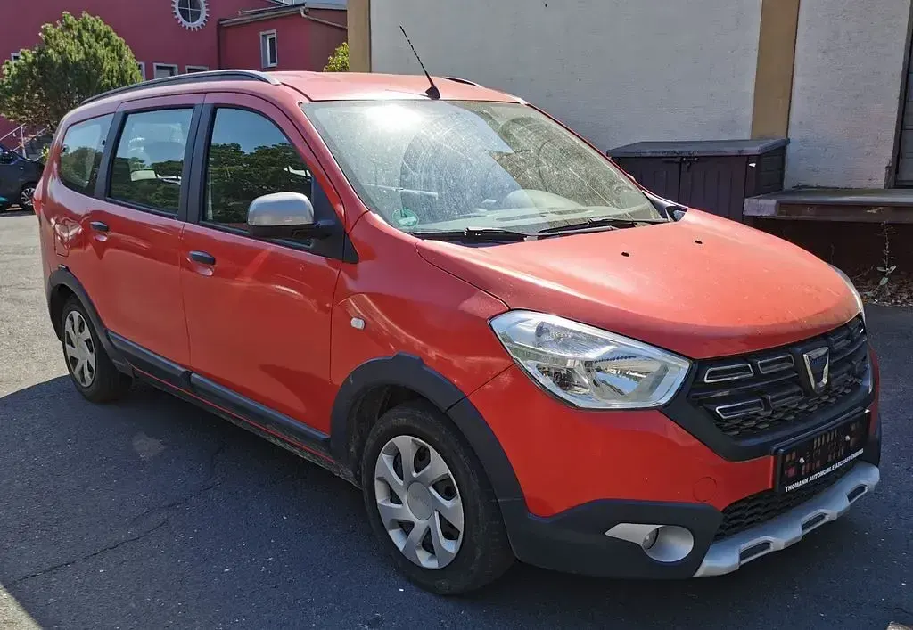 Gebraucht Dacia Lodgy Stepway 116 PS (85 kW) 2019 Weiß Van / Kleinbus