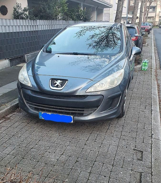 Gebraucht Peugeot 308 Tendance 109 PS (80 kW) 2008 Grau Limousine