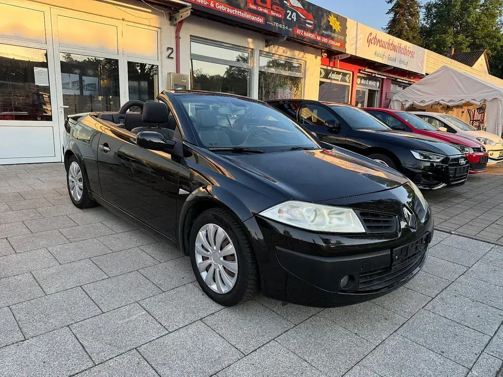 Gebraucht Renault Mégane Cabriolet Dynamique 135 PS (99 kW) 2007 Schwarz Cabrio