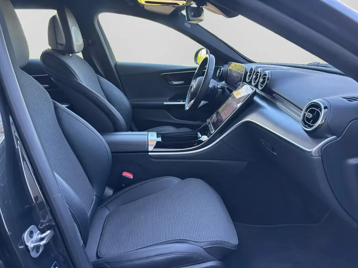 Gebraucht Mercedes C200 Avantgarde 120 PS (88 kW) 2022 Szary Kombi