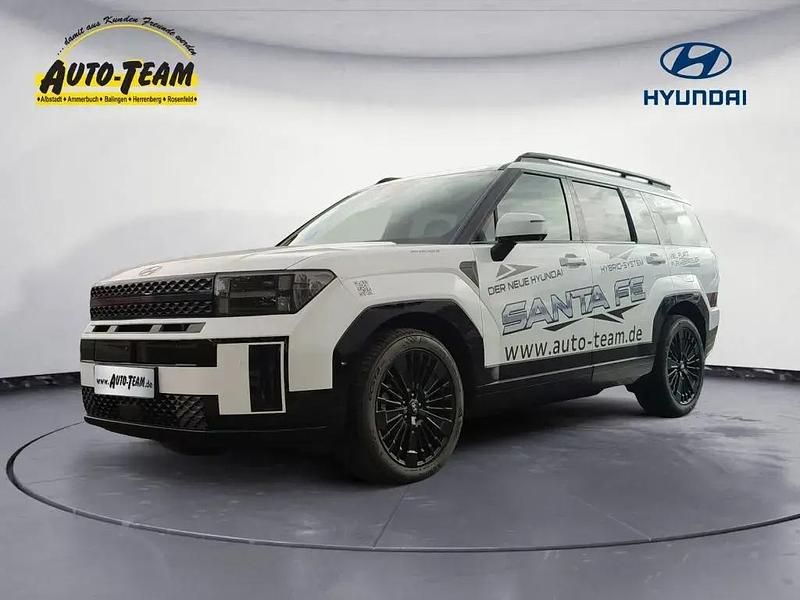 Creamy white Gebraucht 2024 Hyundai Santa Fe Blackline SUV | 51.900 € - Bild 1/4