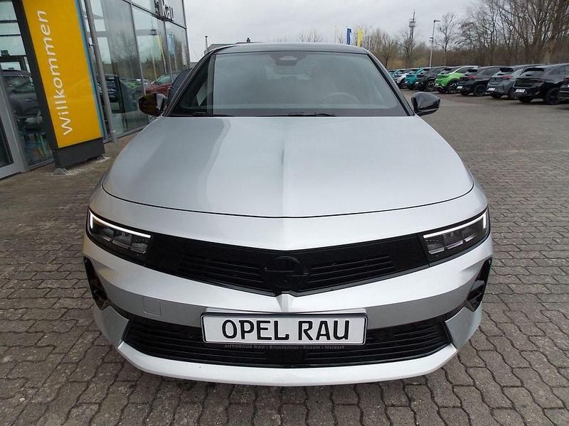 Gebraucht Opel Astra 131 PS (96 kW) 2025 Silber Limousine