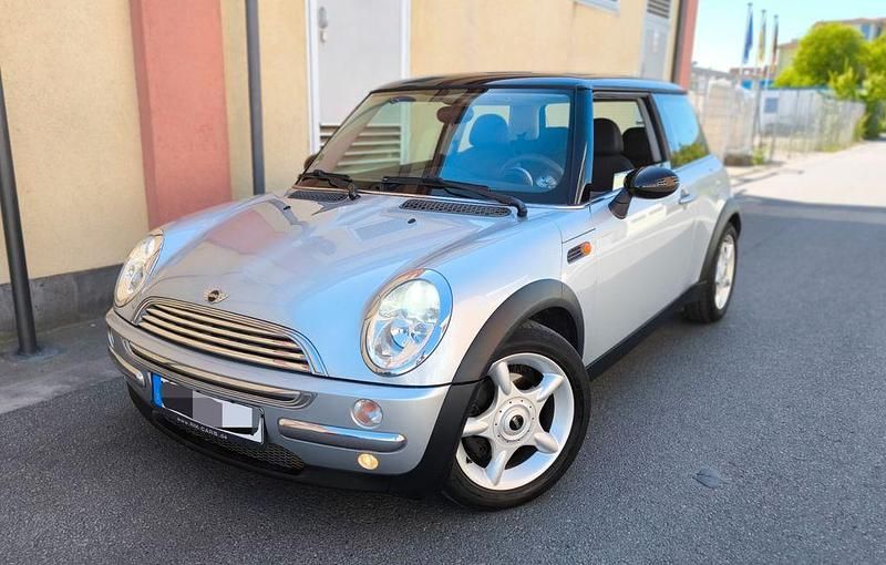 Usado Mini Cooper 116 HP (85 kW) 2003 Prateado Citadino