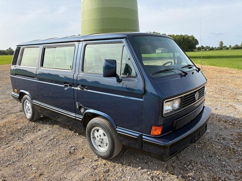 Blau Gebraucht 1990 VW T3 Van | 30.000 € - Bild 1/4