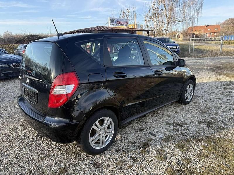 Gebraucht Mercedes A160 95 PS (69 kW) 2011 Schwarz Limousine