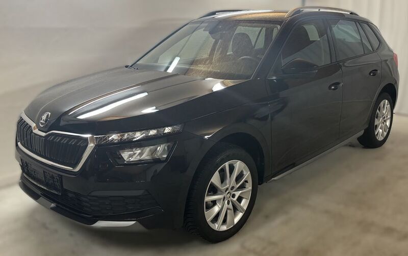 Schwarzmagic perleffekt Gebraucht 2024 Skoda Kamiq Style SUV | 22.390 € (Fairer Preis) - Bild 1/4