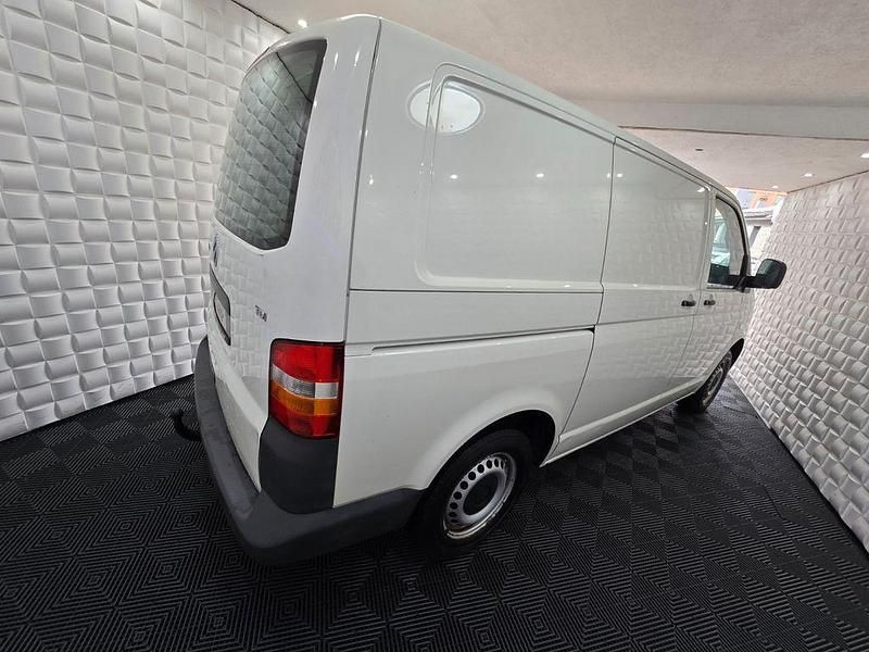 Gebraucht VW T5 102 PS (75 kW) 2009 Grau Van
