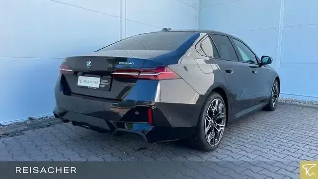 Gebraucht BMW i5 M Sport 250 kW (340 PS) 2025 Sophistograu brillanteffekt Limousine