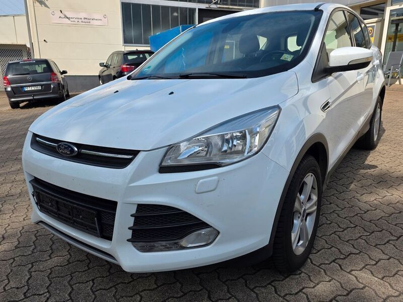 Weiß Gebraucht 2014 Ford Kuga SYNC Edition SUV | 8.699 € (Fairer Preis) - Bild 1/4