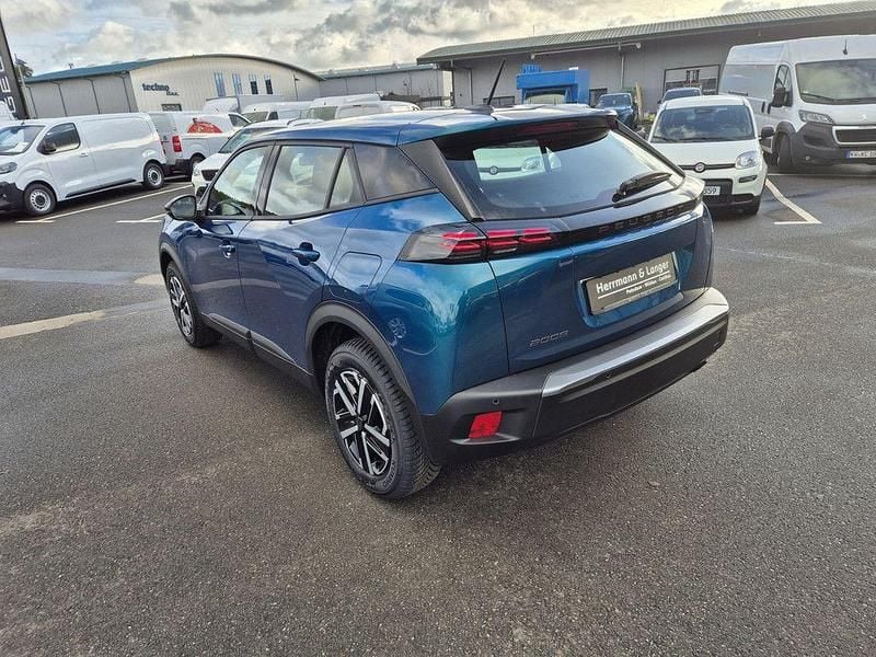 Neu Peugeot 2008 Business-Line 110 PS (80 kW) 2026 Blau SUV