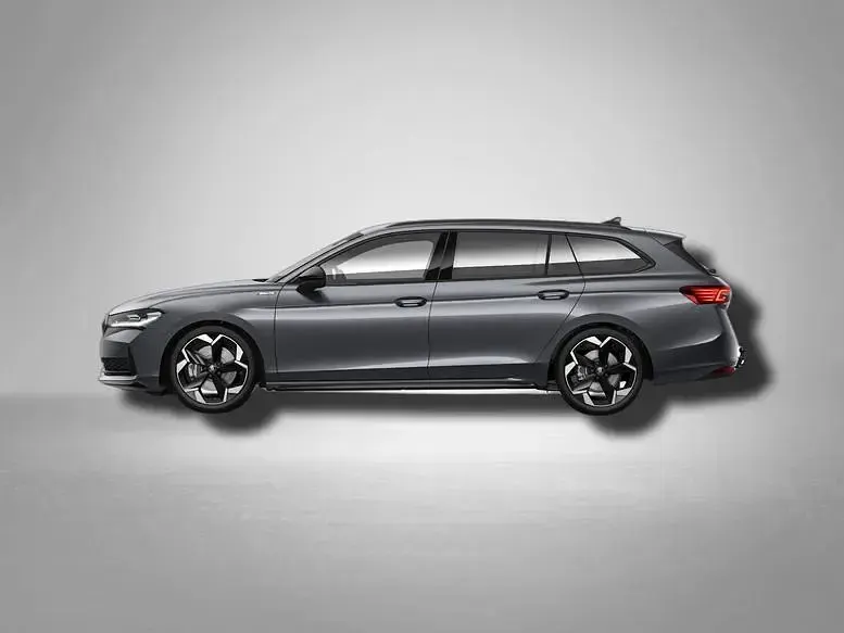 Gebraucht Skoda Superb SportLine 265 PS (194 kW) 2026 Graphitegrau metallic Kombi
