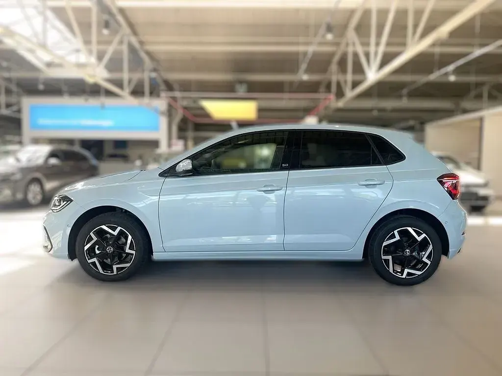 Neu VW Polo Edition 95 PS (69 kW) 2026 Crystal ice blue metallic Kleinwagen
