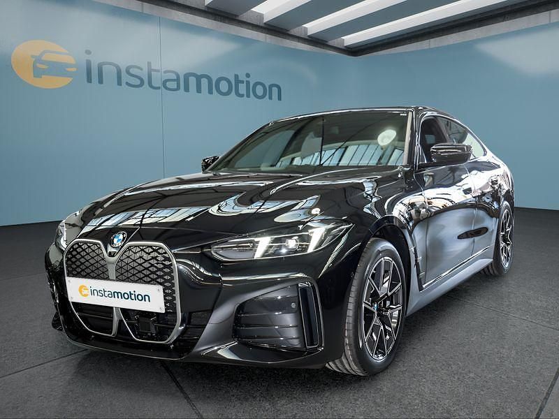 Schwarz Neu 2025 BMW i4 Limousine | 66.549 € - Bild 1/4