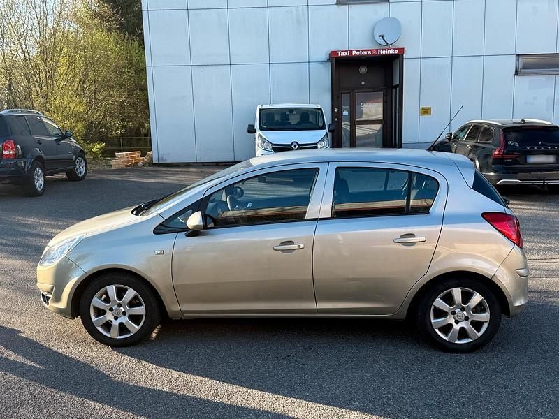 Gebraucht Opel Corsa 90 PS (66 kW) 2009 Gelb Kleinwagen